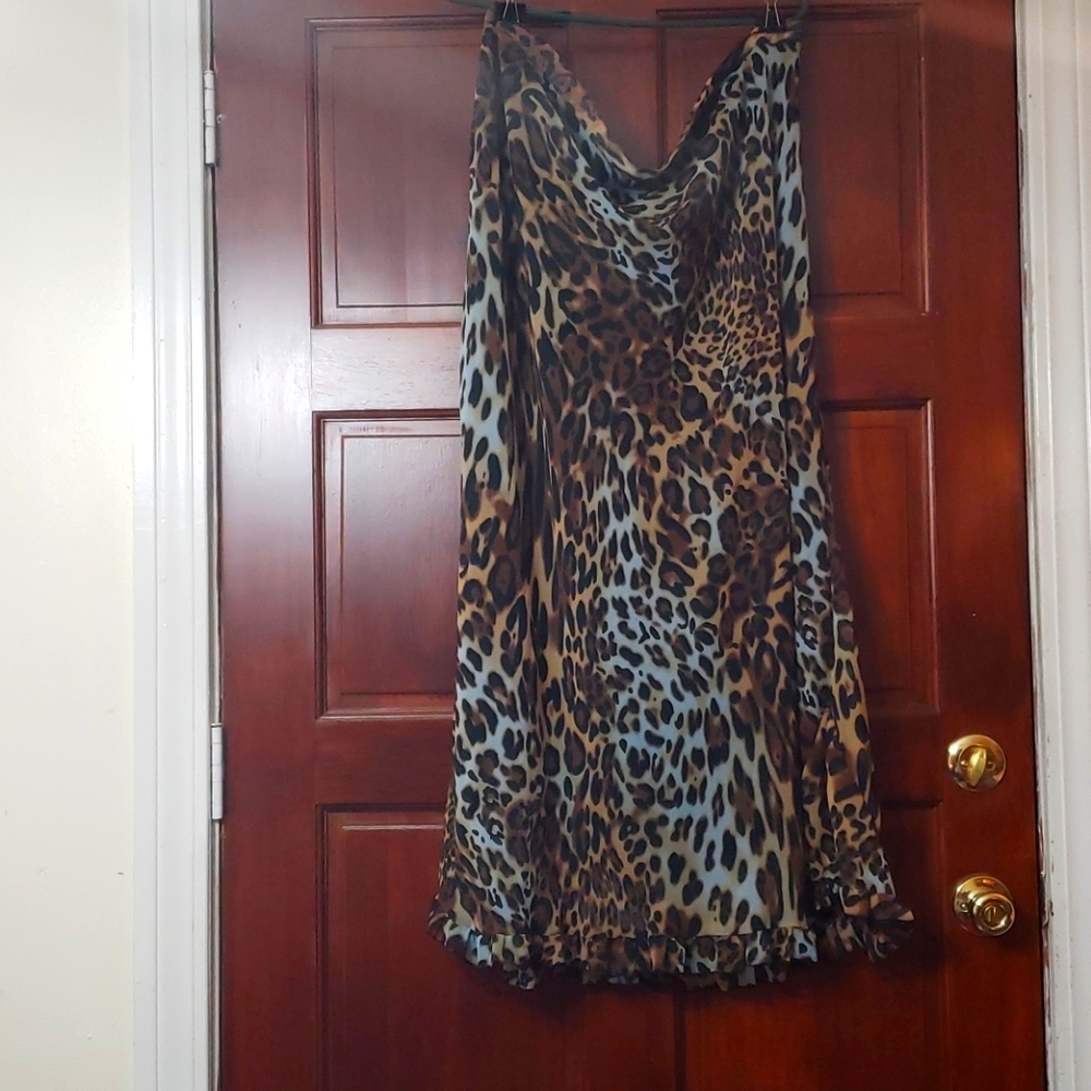 Leopard print skirt